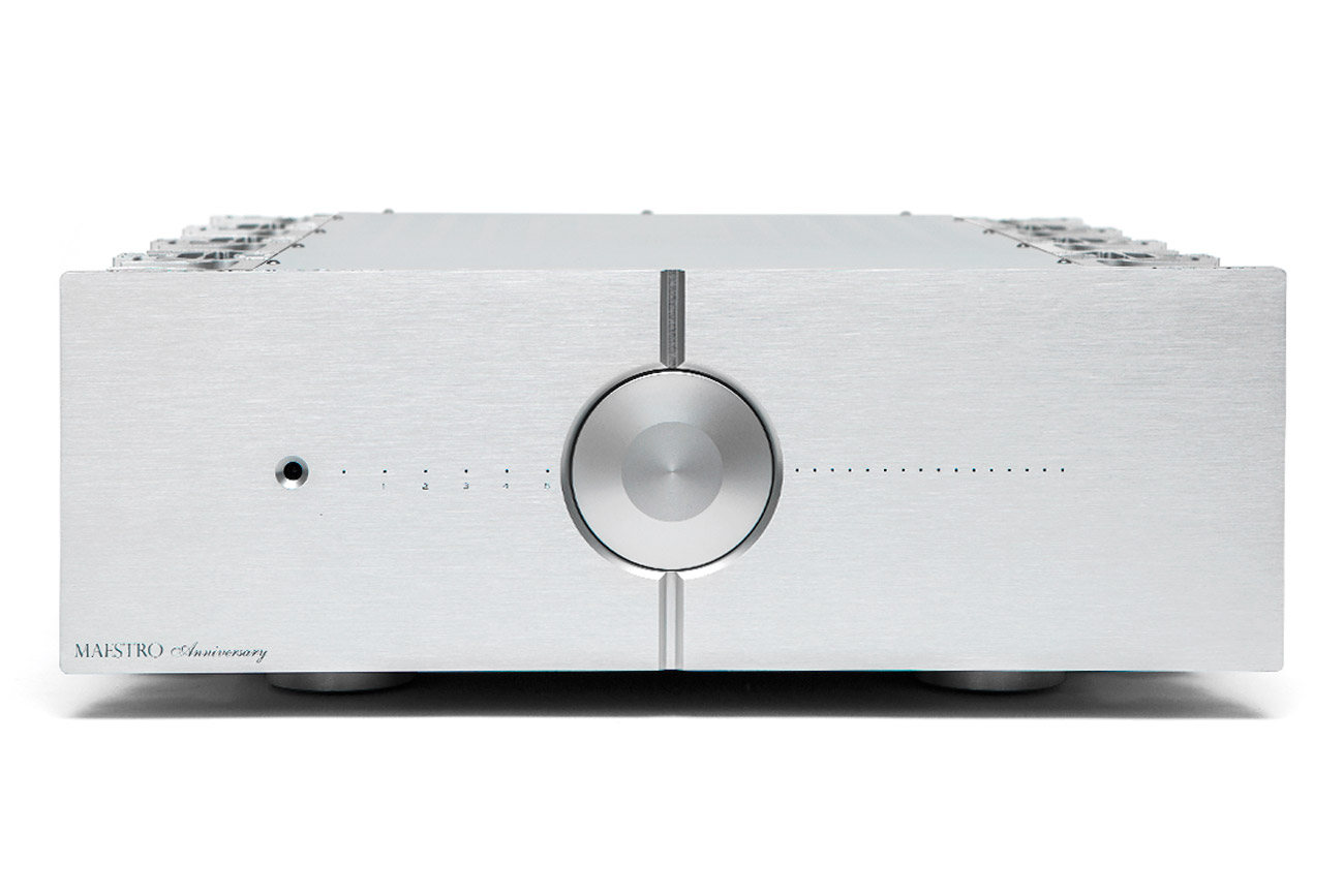 Maestro-20th-Anniversary-2_1300x867.jpg