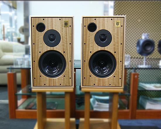 Monitor 30.1 Eucalyptus