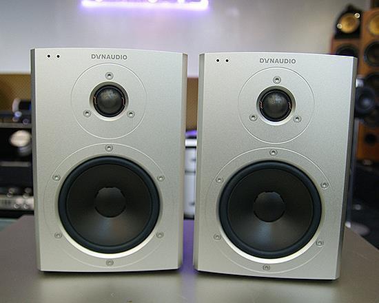 XEO2